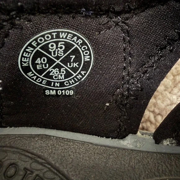 Keen women’s sandals size 9.5 new without box anti odor anatomic footbed NWOT - Picture 5 of 8